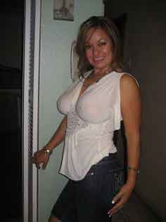 horny milfs Livingston